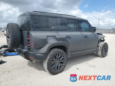 Trzecie zdjęcie samochodu z tyłu: 2023 LAND ROVER DEFENDER 110 S VIN:SALEJ7EX4P2241794 - miniatura