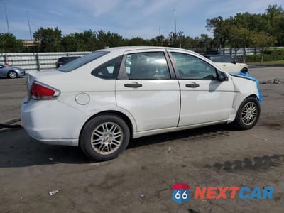 Trzecie zdjęcie samochodu z tyłu: 2009 FORD FOCUS SE VIN:1FAHP35N79W195034 - miniatura