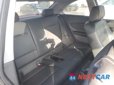 Zdjęcie 10 z 14 samochodu: 2011 BMW 128 I VIN:WBAUP7C57BVK78314 - miniatura