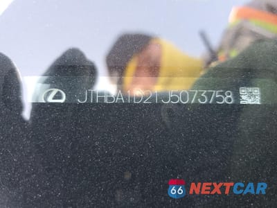 Zdjęcie 12 z 12 samochodu: 2018 LEXUS IS 300 VIN:JTHBA1D21J5073758 - miniatura