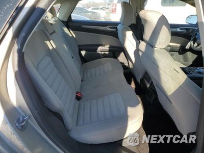 Zdjęcie 10 z 12 samochodu: 2017 FORD FUSION S VIN:3FA6P0G71HR411322 - miniatura