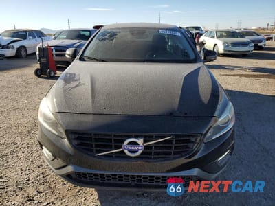 Piąte zdjęcie samochodu w środku: 2018 VOLVO S60 DYNAMIC VIN:YV126MFL6J2450638 - miniatura