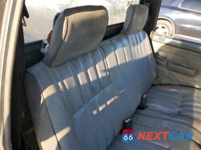 Zdjęcie 10 z 12 samochodu: 1993 TOYOTA PICKUP 1/2 TON SHORT WHEELBASE STB VIN:4TARN81A6PZ114634 - miniatura