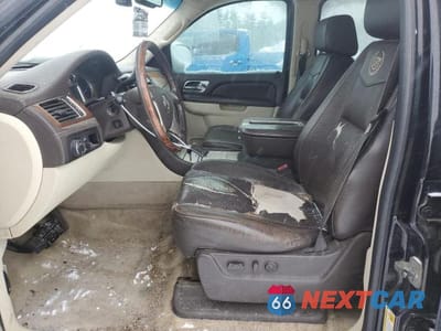 Zdjęcie 7 z 13 samochodu: 2010 CADILLAC ESCALADE ESV PLATINUM VIN:1GYUKKEF8AR279337 - miniatura