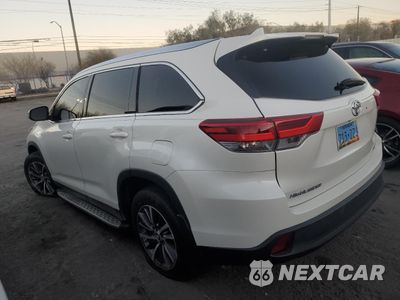 Drugie zdjęcie samochodu z przodu: 2019 TOYOTA HIGHLANDER SE VIN:5TDKZRFH5KS301184 - miniatura