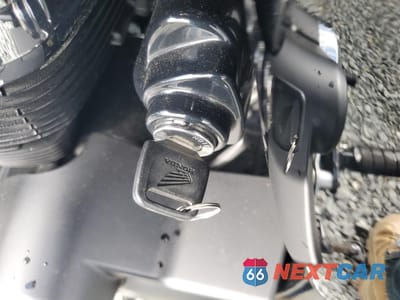 Zdjęcie 8 z 9 samochodu: 2013 HONDA VT750 S VIN:JH2RC5810DK300406 - miniatura