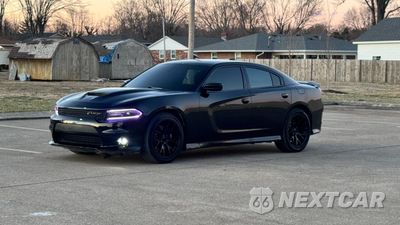 Drugie zdjęcie samochodu z przodu: 2019 DODGE CHARGER R/T VIN:2C3CDXCT6KH757231 - miniatura