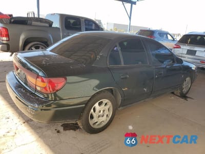 Trzecie zdjęcie samochodu z tyłu: 2002 SATURN SL2 VIN:1G8ZK54732Z167600 - miniatura