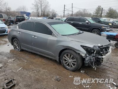 Czwarte zdjęcie samochodu z boku: 2015 NISSAN ALTIMA 2.5 VIN:1N4AL3AP5FN902301 - miniatura