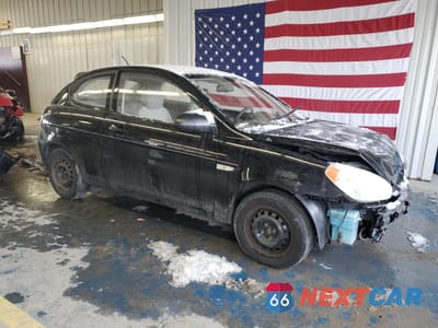Czwarte zdjęcie samochodu z boku: 2007 HYUNDAI ACCENT GS VIN:KMHCM36CX7U047717 - miniatura