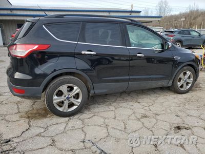 Trzecie zdjęcie samochodu z tyłu: 2016 FORD ESCAPE SE VIN:1FMCU9GX6GUA37240 - miniatura