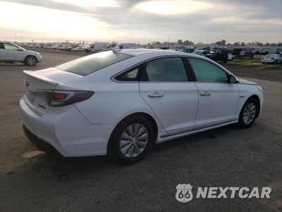 Trzecie zdjęcie samochodu z tyłu: 2017 HYUNDAI SONATA HYBRID VIN:KMHE24L19HA045760 - miniatura