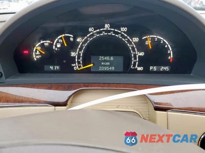 Zdjęcie 9 z 12 samochodu: 2006 MERCEDES-BENZ S 500 VIN:WDBNG75J76A463511 - miniatura