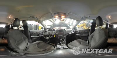 Zdjęcie 14 z 15 samochodu: 2019 JEEP CHEROKEE LATITUDE VIN:1C4PJLCB8KD222548 - miniatura