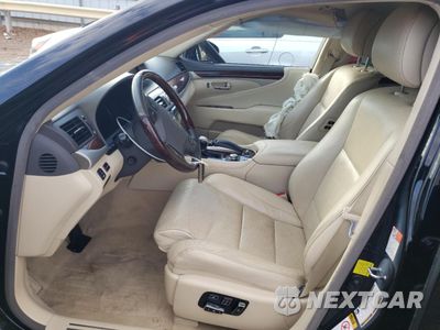 Zdjęcie 7 z 14 samochodu: 2015 LEXUS LS 460 VIN:JTHCL5EF3F5025211 - miniatura