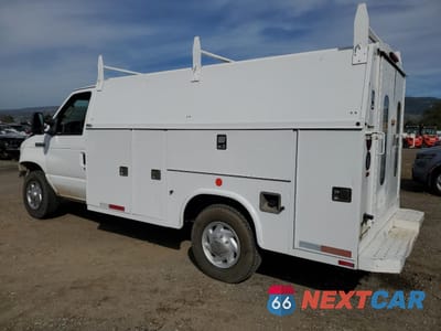 Drugie zdjęcie samochodu z przodu: 2007 FORD ECONOLINE E350 SUPER DUTY CUTAWAY VAN VIN:1FDSE35LX7DA29356 - miniatura