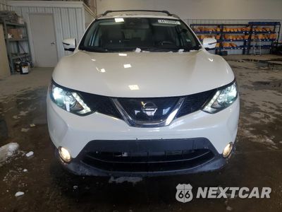 Piąte zdjęcie samochodu w środku: 2017 NISSAN ROGUE SPORT S VIN:JN1BJ1CR0HW100472 - miniatura