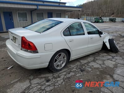 Trzecie zdjęcie samochodu z tyłu: 2005 VOLVO S60 2.5T VIN:YV1RS592452475644 - miniatura