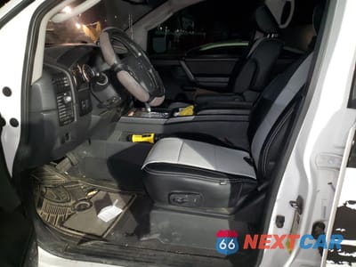 Zdjęcie 7 z 12 samochodu: 2011 NISSAN TITAN S VIN:1N6AA0EDXBN306073 - miniatura