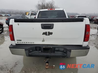 Zdjęcie 6 z 12 samochodu: 2011 CHEVROLET SILVERADO K1500 VIN:1GCNKPE05BF168945 - miniatura