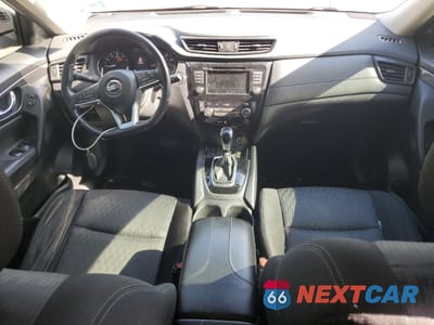 Zdjęcie 8 z 14 samochodu: 2019 NISSAN ROGUE S VIN:JN8AT2MV8KW370467 - miniatura