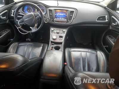 Zdjęcie 8 z 13 samochodu: 2016 CHRYSLER 200 LIMITED VIN:1C3CCCAB9GN183552 - miniatura