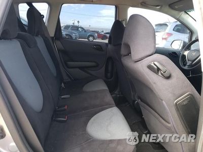 Zdjęcie 10 z 12 samochodu: 2007 HONDA FIT VIN:JHMGD38447S064664 - miniatura