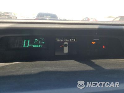 Zdjęcie 9 z 15 samochodu: 2013 TOYOTA PRIUS C VIN:JTDKDTB39D1547015 - miniatura