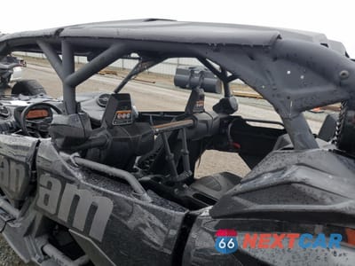 Zdjęcie 9 z 11 samochodu: 2021 CAN-AM MAVERICK X3 MAX X DS TURBO RR VIN:3JBVEAV26MK000030 - miniatura