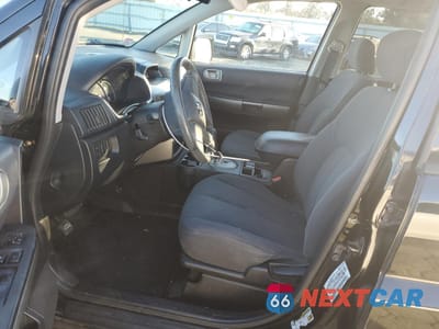 Zdjęcie 7 z 13 samochodu: 2005 MITSUBISHI ENDEAVOR LS VIN:4A4MN21S75E067891 - miniatura