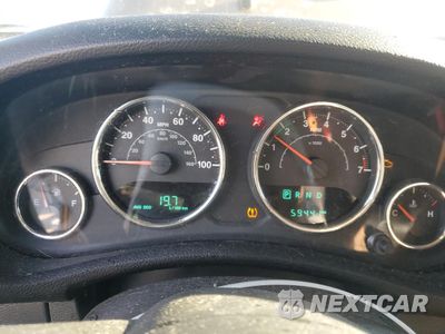 Zdjęcie 9 z 15 samochodu: 2015 JEEP WRANGLER UNLIMITED SPORT VIN:1C4BJWDG9FL688670 - miniatura