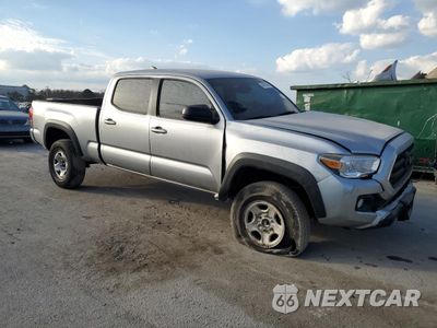 Czwarte zdjęcie samochodu z boku: 2023 TOYOTA TACOMA DOUBLE CAB VIN:3TYDZ5BN3PT033972 - miniatura