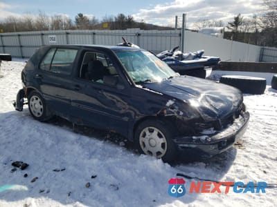 Czwarte zdjęcie samochodu z boku: 1998 VOLKSWAGEN GOLF GL VIN:3VWFA81H7WM245388 - miniatura