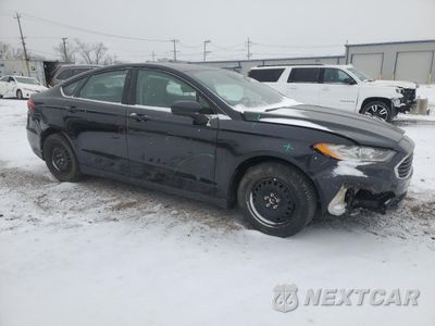 Czwarte zdjęcie samochodu z boku: 2020 FORD FUSION S VIN:3FA6P0G73LR255471 - miniatura