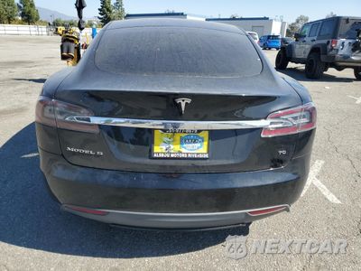 Zdjęcie 6 z 14 samochodu: 2016 TESLA MODEL S VIN:5YJSA1E19GF131999 - miniatura
