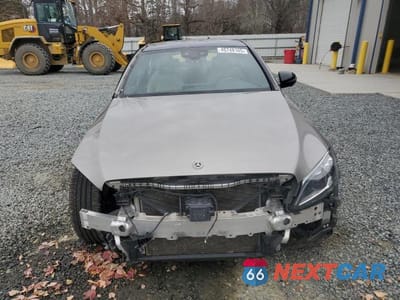 Piąte zdjęcie samochodu w środku: 2020 MERCEDES-BENZ C 300 VIN:W1KWF8DB2LR588654 - miniatura