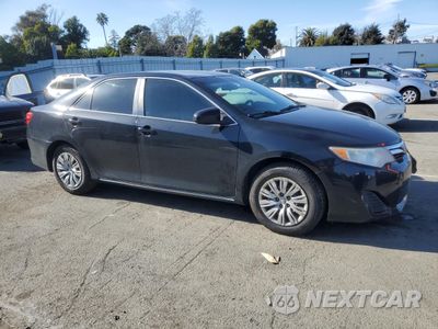 Czwarte zdjęcie samochodu z boku: 2014 TOYOTA CAMRY L VIN:4T1BF1FK2EU341126 - miniatura