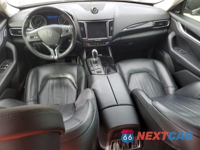 Zdjęcie 8 z 14 samochodu: 2017 MASERATI LEVANTE VIN:ZN661XUA4HX256596 - miniatura