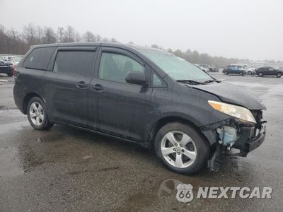 Czwarte zdjęcie samochodu z boku: 2013 TOYOTA SIENNA VIN:5TDZK3DC0DS282456 - miniatura