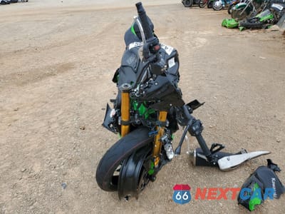 Drugie zdjęcie samochodu z przodu: 2024 KAWASAKI ZR900 M VIN:ML5ZRDM17RDA69522 - miniatura