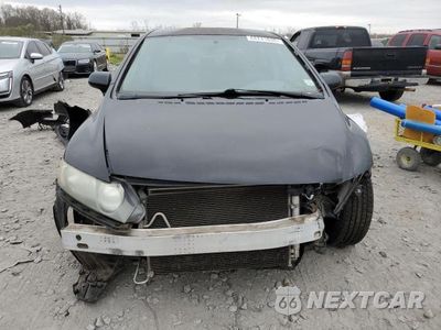 Piąte zdjęcie samochodu w środku: 2009 HONDA CIVIC LX VIN:19XFA16549E020739 - miniatura