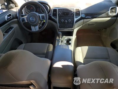 Zdjęcie 8 z 15 samochodu: 2012 JEEP GRAND CHEROKEE LAREDO VIN:1C4RJEAG3CC177271 - miniatura