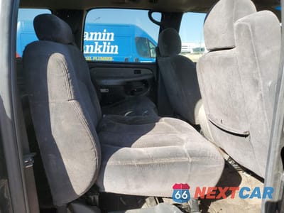 Zdjęcie 11 z 13 samochodu: 2002 CHEVROLET SUBURBAN C2500 VIN:3GNGC26U02G195308 - miniatura