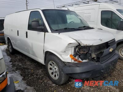 Czwarte zdjęcie samochodu z boku: 2014 CHEV EXPRESS G1500 VIN:1GCSGAFX9E1145683 - miniatura
