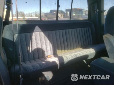 Zdjęcie 6 z 10 samochodu: 1994 CHEVROLET GMT-400 K1500 VIN:2GCEK19K7R1146293 - miniatura