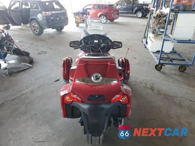 Zdjęcie 6 z 9 samochodu: 2015 CAN-AM SPYDER ROADSTER RT VIN:2BXNBDD20FV000895 - miniatura