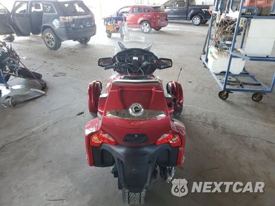 Zdjęcie 6 z 9 samochodu: 2015 CAN-AM SPYDER ROADSTER RT VIN:2BXNBDD20FV000895 - miniatura
