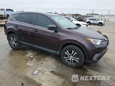 Czwarte zdjęcie samochodu z boku: 2018 TOYOTA RAV4 LE VIN:2T3ZFREV3JW519944 - miniatura