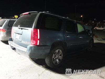 Trzecie zdjęcie samochodu z tyłu: 2008 GMC YUKON VIN:1GKFC13J58J172594 - miniatura