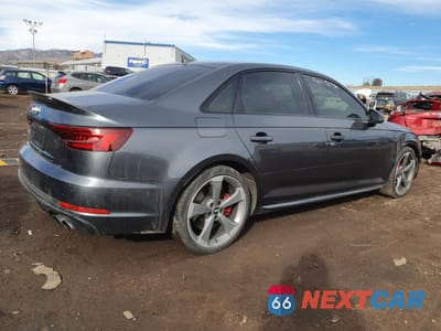 Trzecie zdjęcie samochodu z tyłu: 2019 AUDI S4 PRESTIGE VIN:WAUC4AF43KA004510 - miniatura